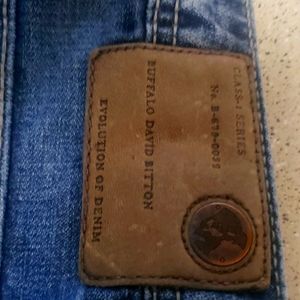 Buffalo straight cut jeans